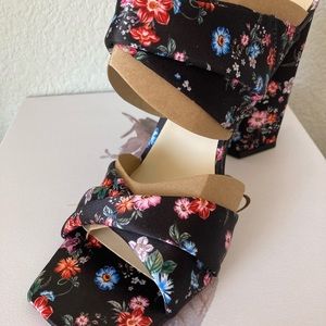 Jessica Simpson Wavia Satin sandal size 8.5